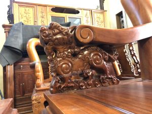 Bộ ghế Minh Quốc Nghê cột 18 gỗ hương