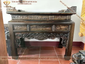 án gian thờ gỗ mun (1629)