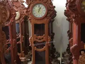 đồng hồ cây máy điện tử