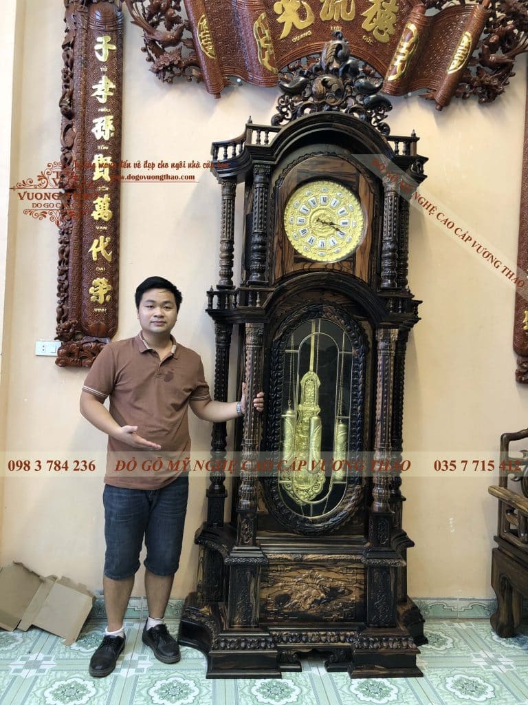 Đồng hồ cây tháp Gỗ Mun hàng đại 2m7 mầu đồng Sáng