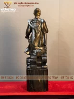 tượng trần quốc tuấn gỗ mun hoa (1097)