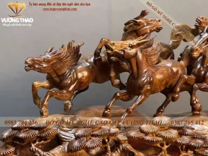 tượng mã đáo thành công gỗ (677)