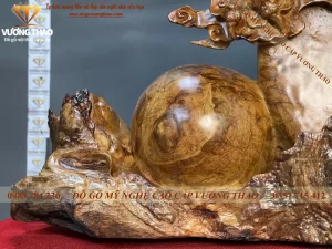 tượng nhất long chầu nguyệt gỗ nu hương (555)