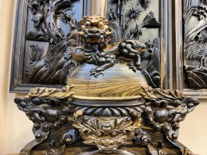 Đồng hồ cây Tứ Linh gỗ mun hoa 2m2 mẫu A