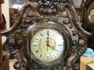 Đồng hồ cây hoa hồng gỗ mun hoa 1m8