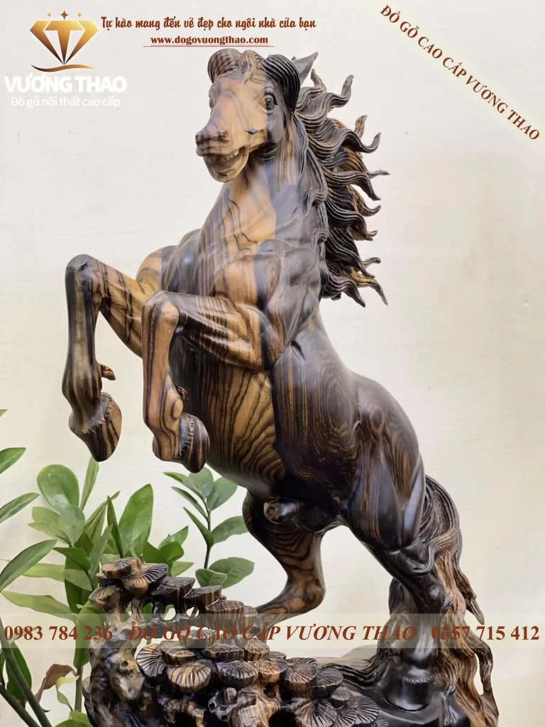 Tượng Nhất Mã Phi Thiên gỗ (732)