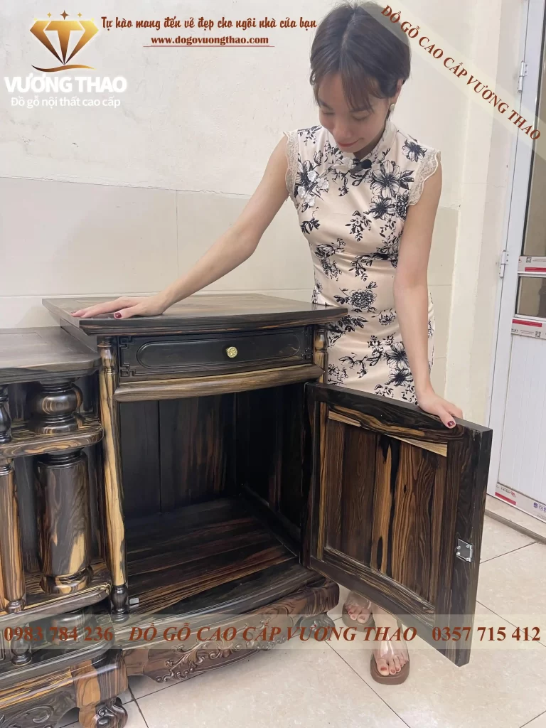 kệ tivi cột nho gỗ mun hoa (1616)