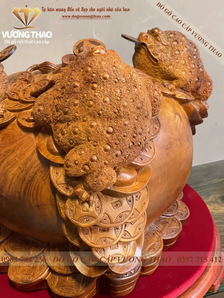 tam thiềm thừ chấn chum gỗ hương ta (1735)