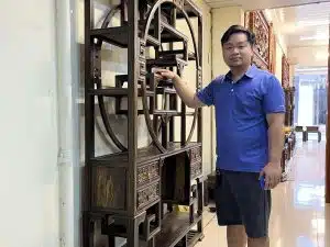 Tủ Rượu Zích Zắc Mẫu Tròn Gỗ Mun Hoa