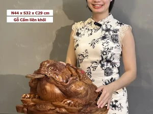 tượng cóc thiềm thừ gỗ (1851)