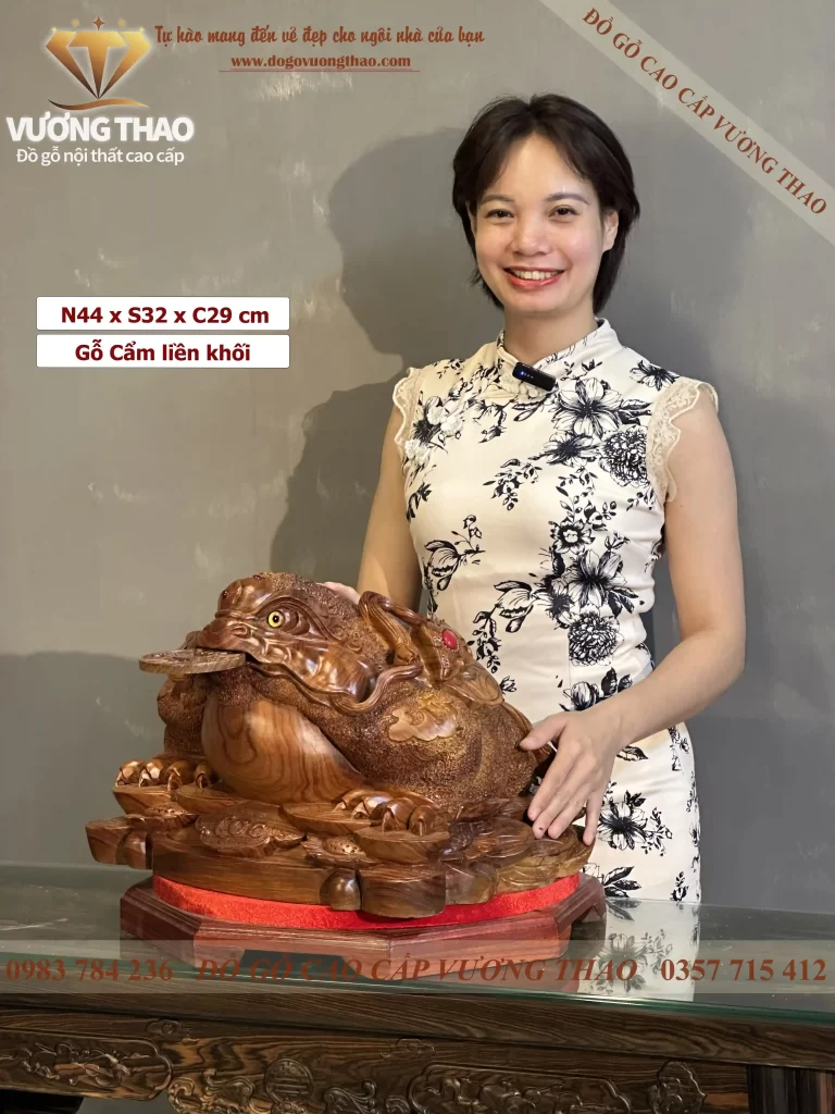 tượng cóc thiềm thừ gỗ (1851)