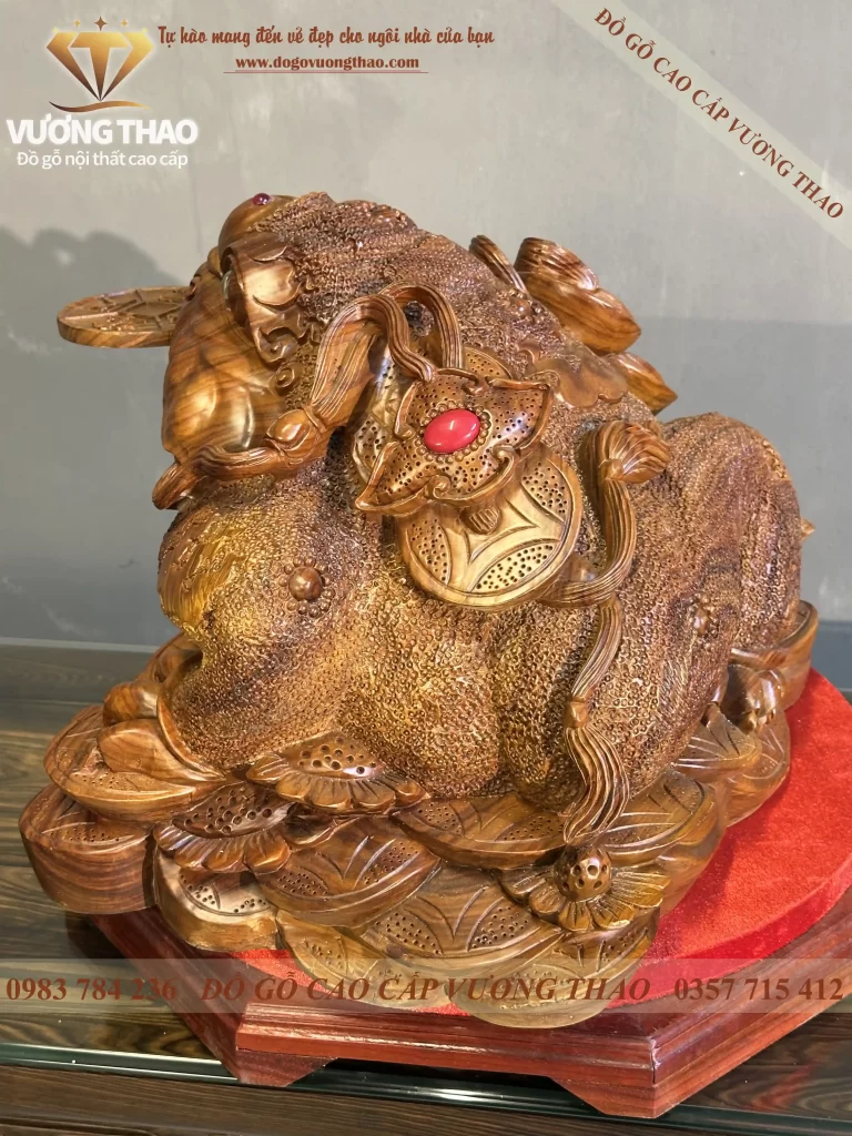 tượng cóc thiềm thừ gỗ (1855)