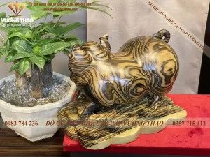 tượng heo gỗ (1546)