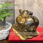 tượng heo gỗ (1547)