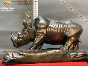 tượng tê giác gỗ mun hoa (336)