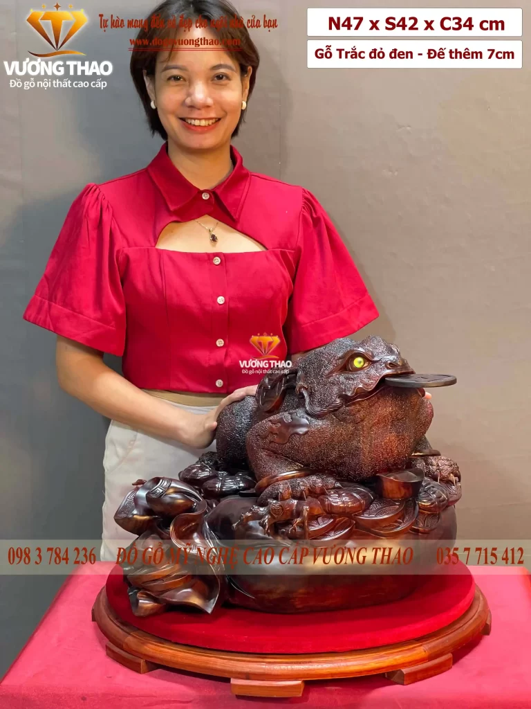 tượng thiềm thừ gỗ trắc (1330)