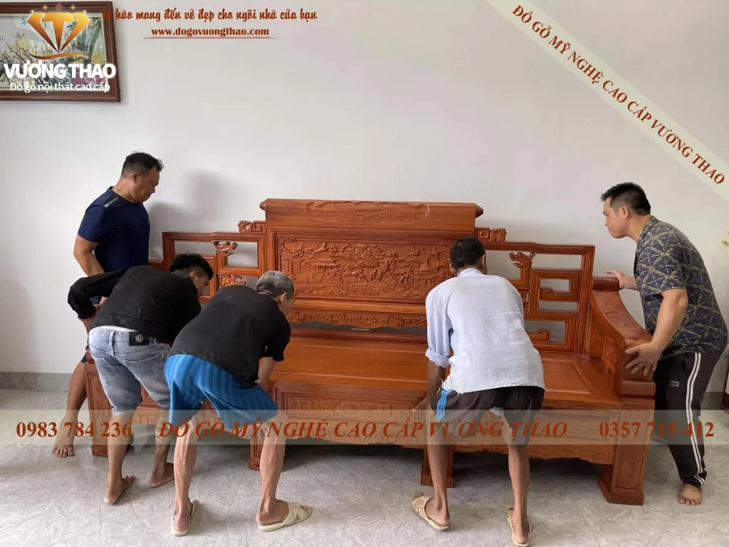 bàn giao bàn ghế tứ trụ về hà nam (938)