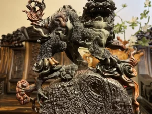 Nghê Xông Trầm gỗ Trắc đỏ đen (879)