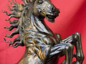 tượng ngựa gỗ (792)