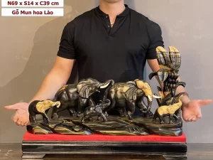 tượng gia đình voi gỗ mun hoa (1746)