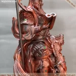 tượng quan công ngồi đọc sách (242)