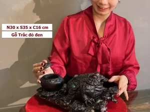 tượng xông trầm gỗ trắc đỏ đen (2046)