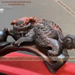 tượng nghê gỗ (996)