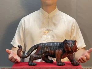 tượng hổ gỗ trắc đỏ đen (1050)
