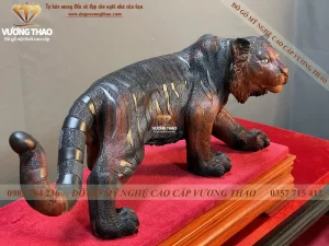 tượng hổ gỗ trắc đỏ đen (1051)