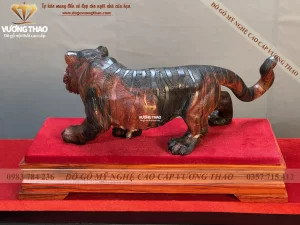 tượng hổ gỗ trắc đỏ đen (1053)