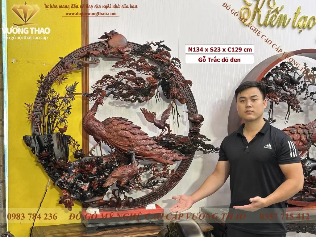 tranh tròn treo tường gỗ trắc (2006)