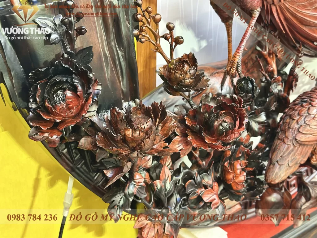 tranh tròn treo tường gỗ trắc (2009)