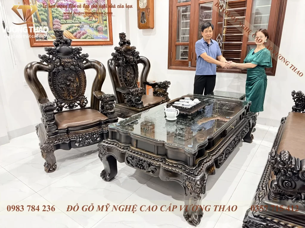 Bàn giao Nghê 5 Đầu cột 14 gỗ Mun Lào chú Giáp Bắc Ninh (1901)