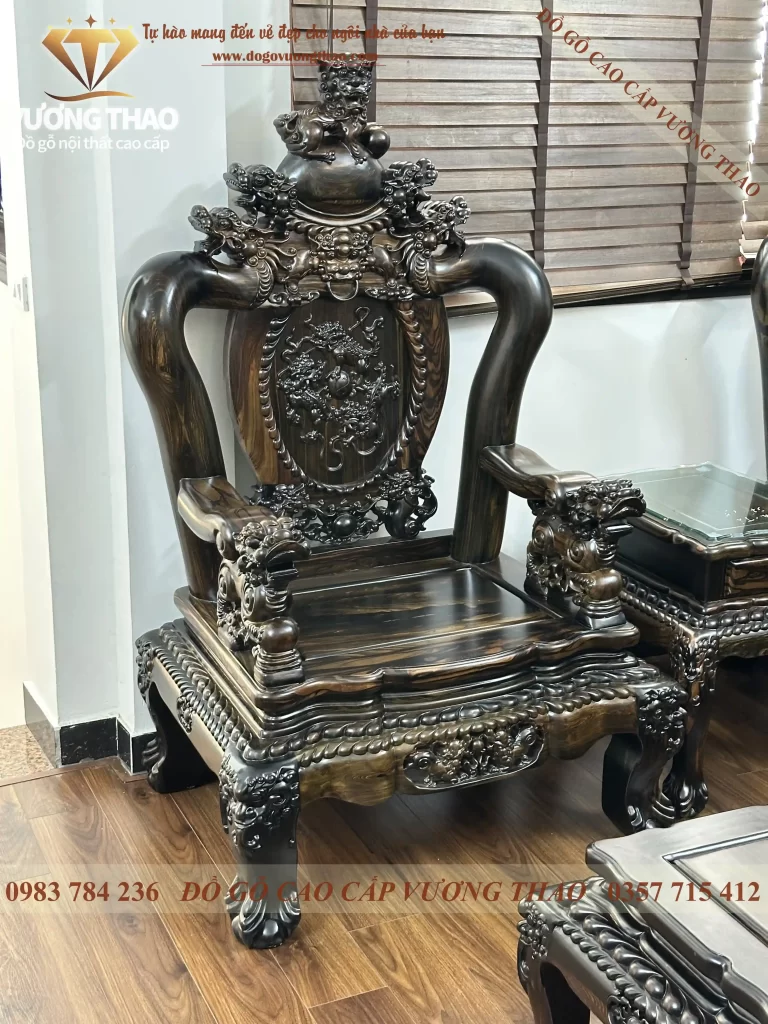 Bàn giao Nghê 5 đầu cột 12 gỗ Mun hoa về Hoài Đức (2029)