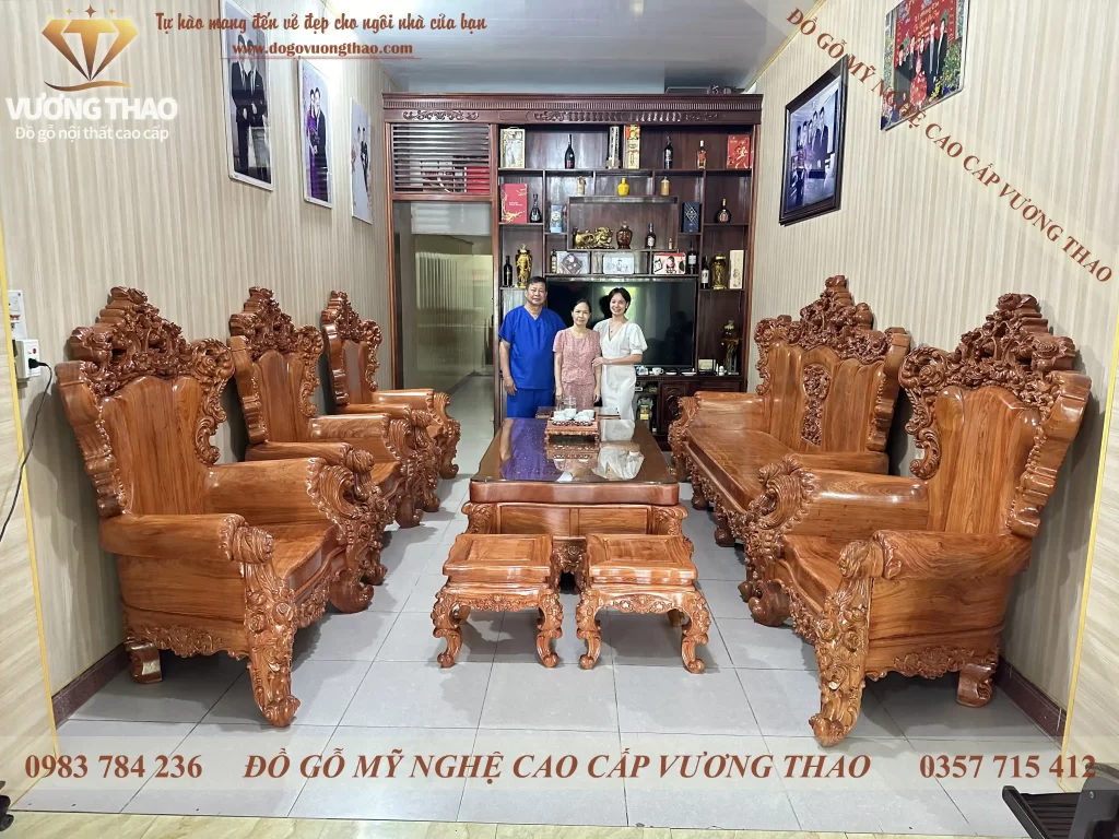 Bàn giao bộ bàn ghế Hoàng Gia Đại gỗ Hương Đá về Hải Dương (2126)