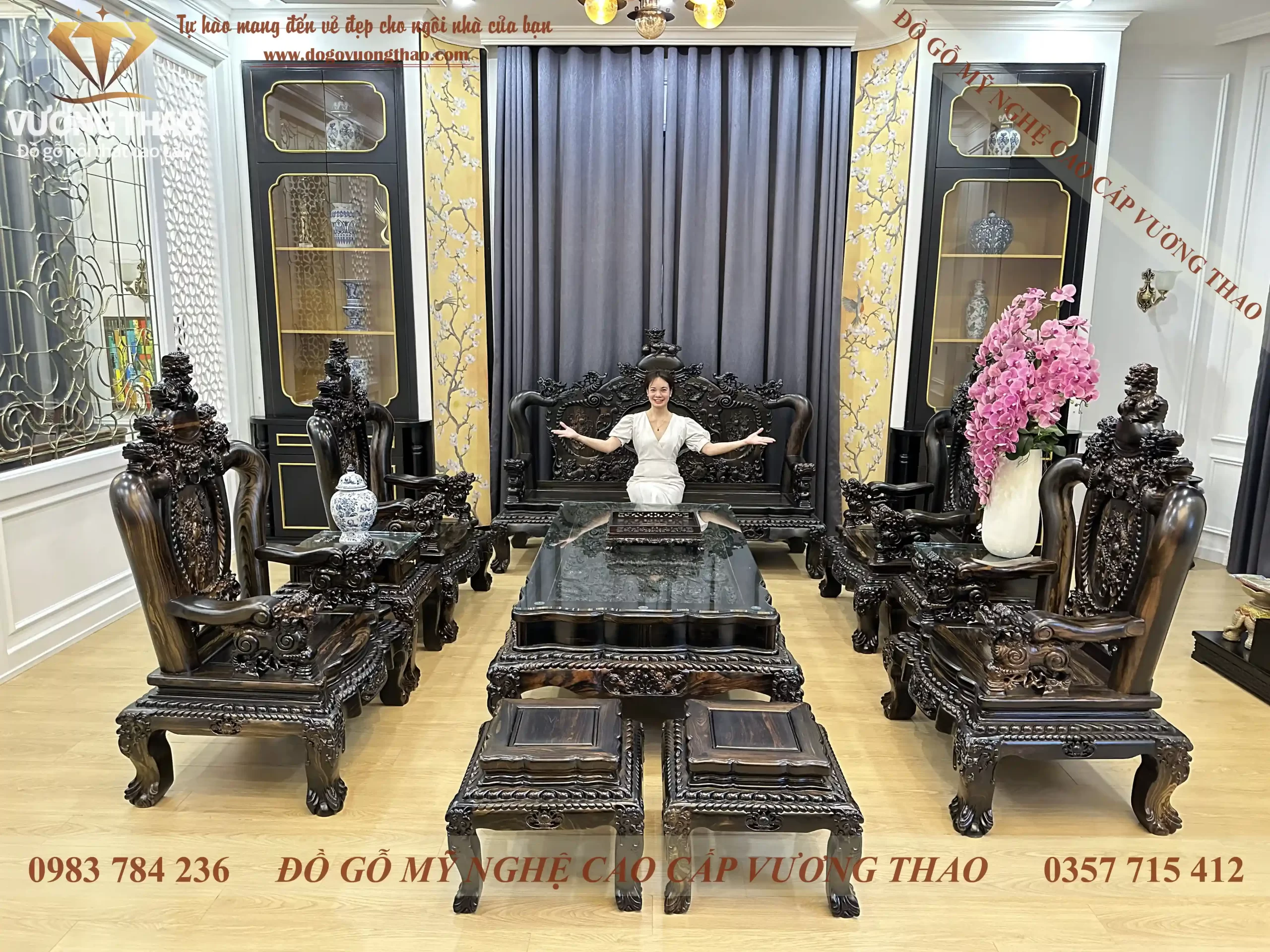 Bàn giao bộ bàn ghế Nghê 12 gỗ Mun hoa về Hà Nam (2132)